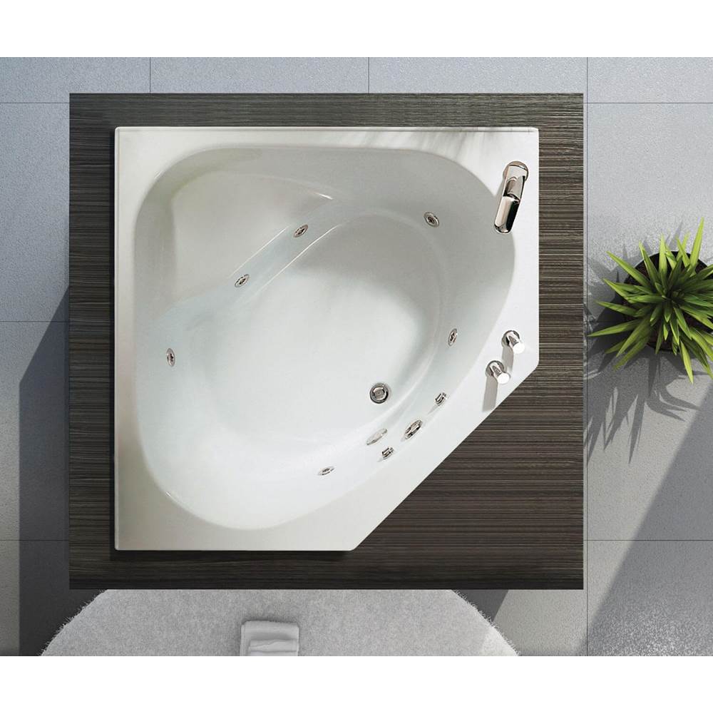 Maax Tandem II 6060 Acrylic Corner Center Drain Aeroeffect Bathtub in White